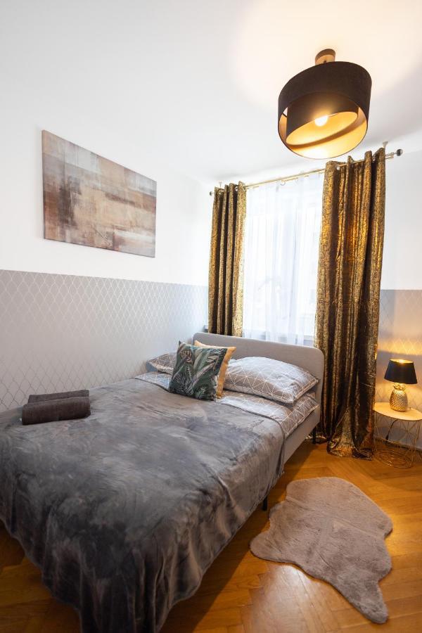 Clicktheflat Stawki Apart Rooms Warschau Exterior foto
