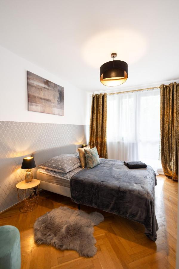 Clicktheflat Stawki Apart Rooms Warschau Exterior foto